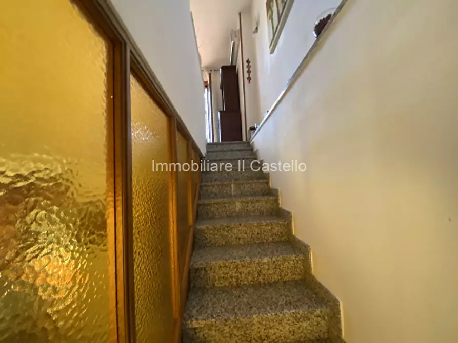 Immagine 11 di Appartamento in vendita  in Via Bruno Buozzi a Castiglione Del Lago