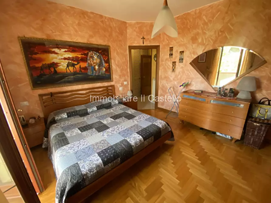 Immagine 17 di Appartamento in vendita  in Via Bruno Buozzi a Castiglione Del Lago