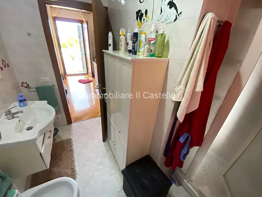 Immagine 27 di Appartamento in vendita  in Via Bruno Buozzi a Castiglione Del Lago