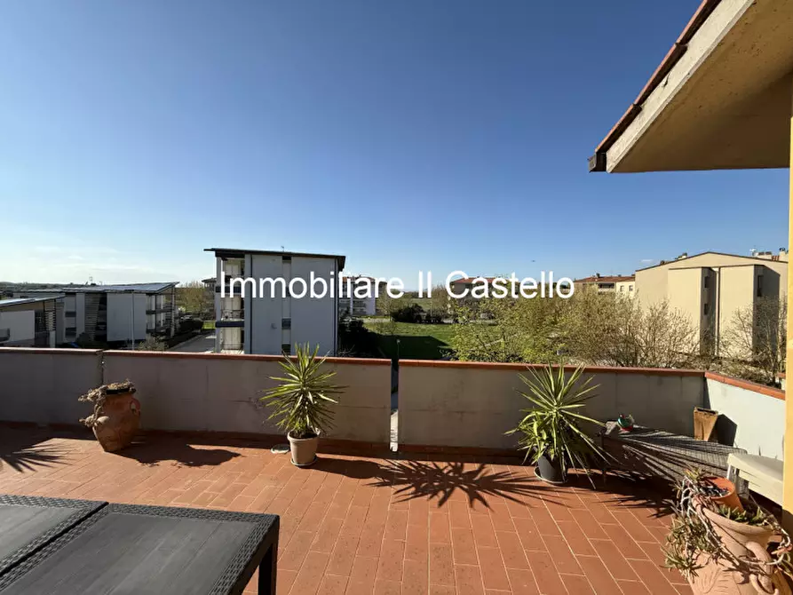 Immagine 29 di Appartamento in vendita  in Via Bruno Buozzi a Castiglione Del Lago