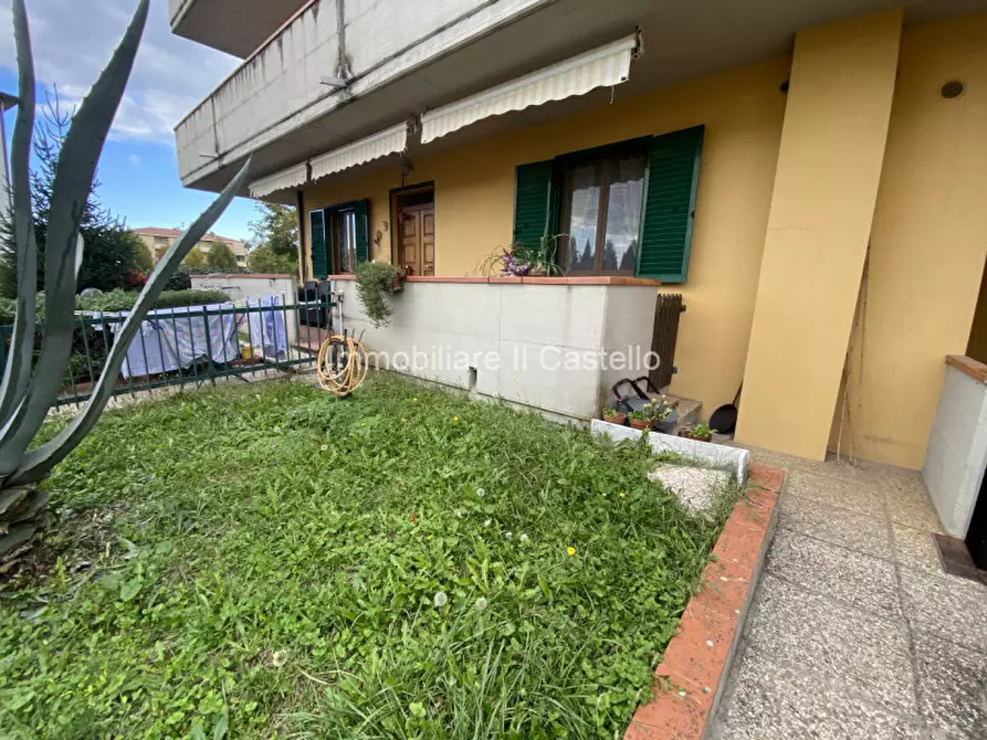 Immagine 33 di Appartamento in vendita  in Via Bruno Buozzi a Castiglione Del Lago