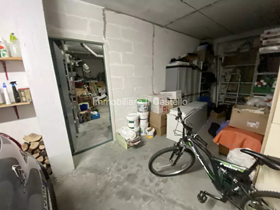 Immagine 35 di Appartamento in vendita  in Via Bruno Buozzi a Castiglione Del Lago