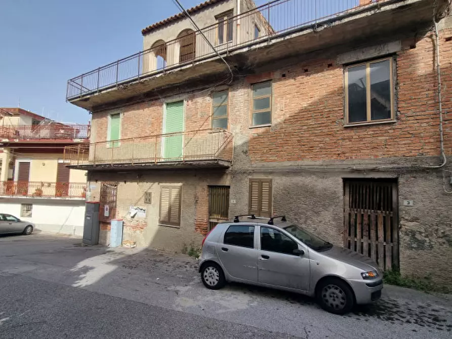 Immagine 2 di Palazzo in vendita  in VIA PALAZZO a Gualtieri Sicaminò