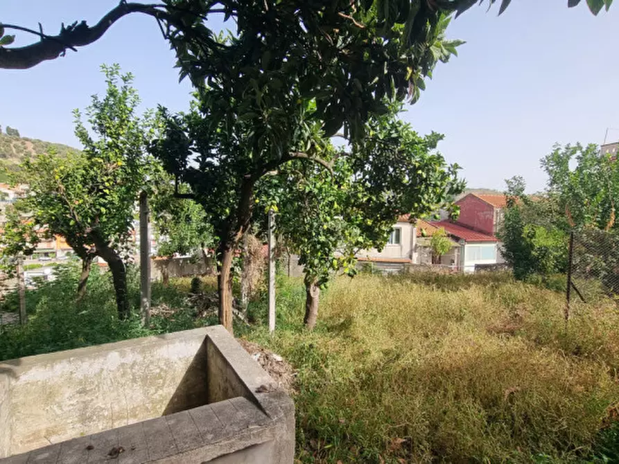 Immagine 8 di Palazzo in vendita  in VIA PALAZZO a Gualtieri Sicaminò