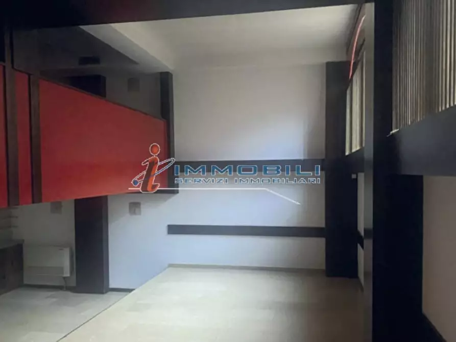 Immagine 1 di Ufficio in affitto  in VIA VITTOR PISANI a Milano