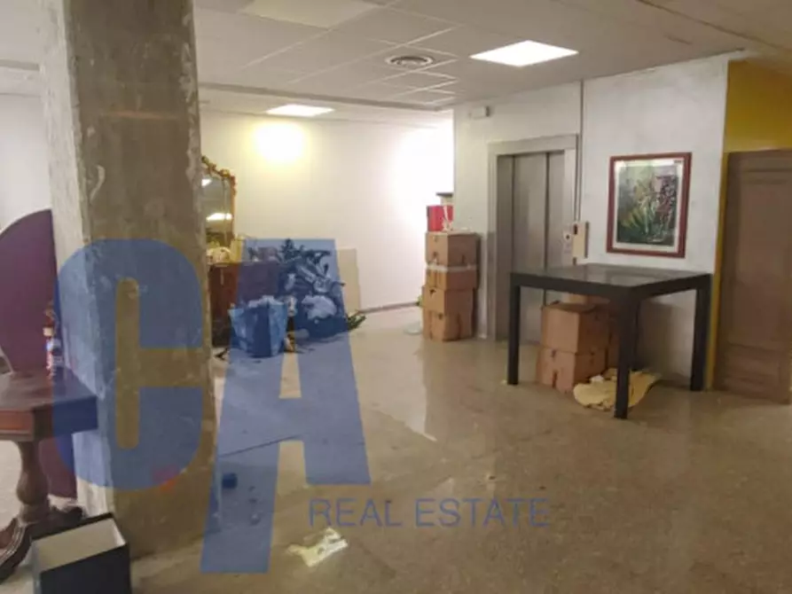 Immagine 21 di Negozio in affitto  in VIALE LANCETTI VINCENZO a Milano