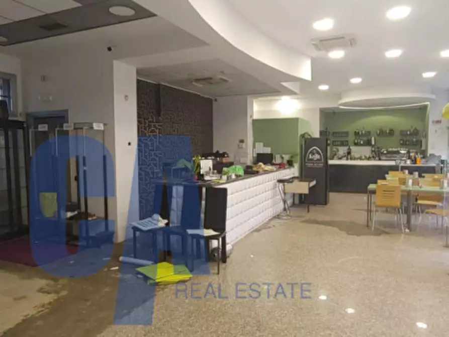 Immagine 11 di Attività commerciale in affitto  in VIALE LANCETTI VINCENZO a Milano