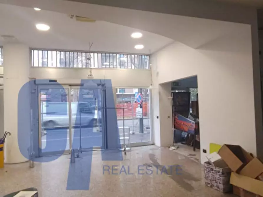 Immagine 13 di Attività commerciale in affitto  in VIALE LANCETTI VINCENZO a Milano