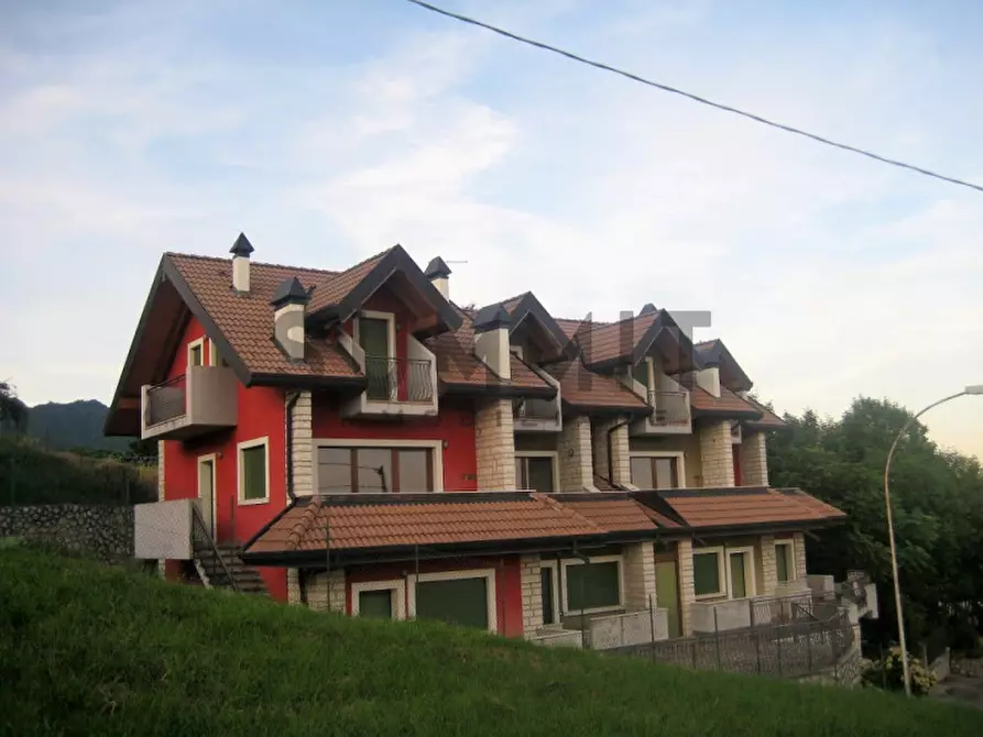 Immagine 2 di Appartamento in vendita  in Schio - limitrofi a Schio