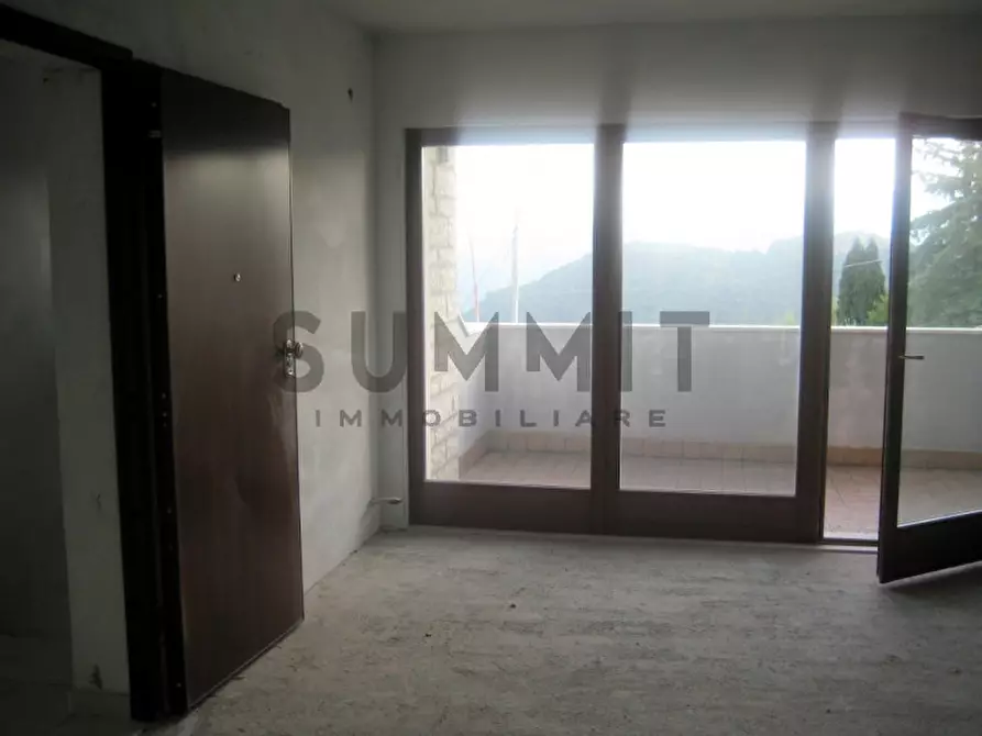 Immagine 11 di Appartamento in vendita  in Schio - limitrofi a Schio