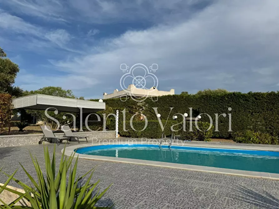 Immagine 2 di Villa in vendita  in Via Degli Ulivi 91 a Grottaglie
