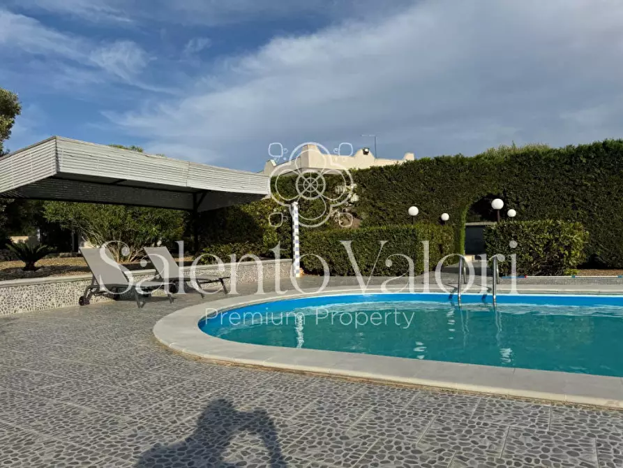 Immagine 3 di Villa in vendita  in Via Degli Ulivi 91 a Grottaglie