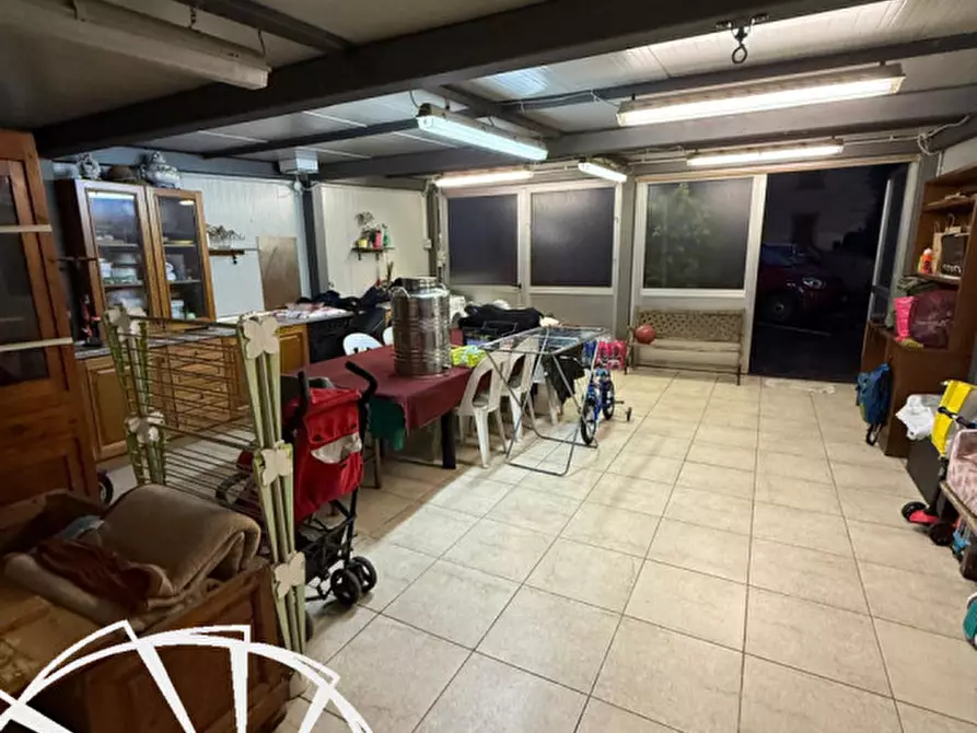Immagine 4 di Garage in vendita  in Tavola a Prato