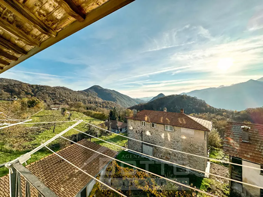 Immagine 25 di Appartamento in vendita  in Via Cavaglia Sterna 10 a Varallo