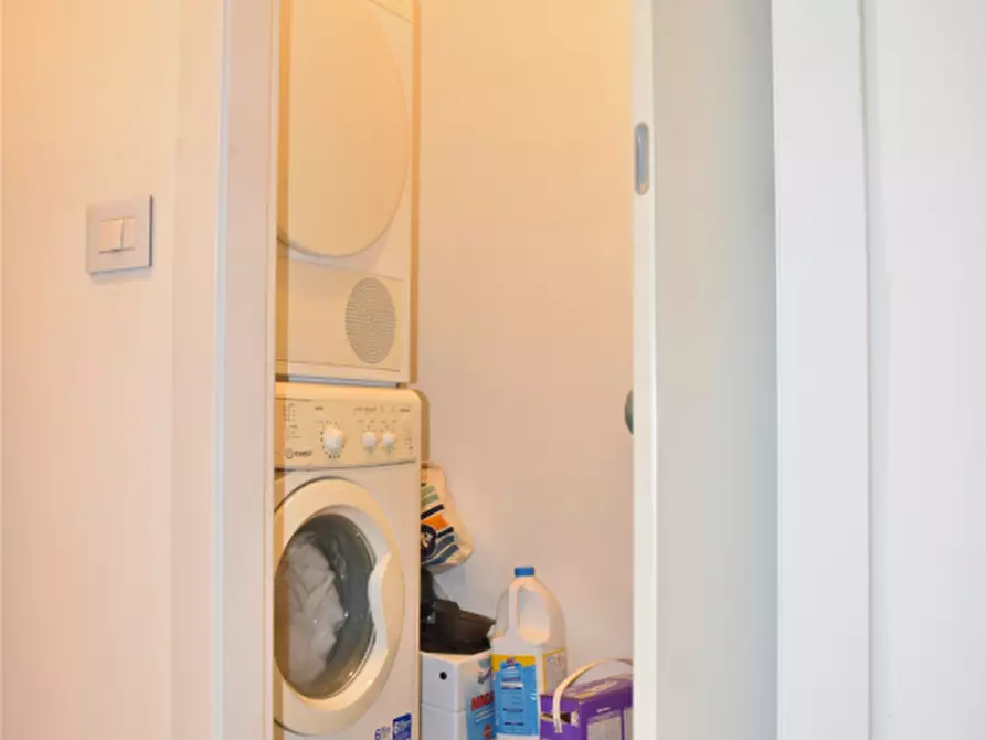 Immagine 21 di Appartamento in vendita  in Via Emilio Lepido a Parma