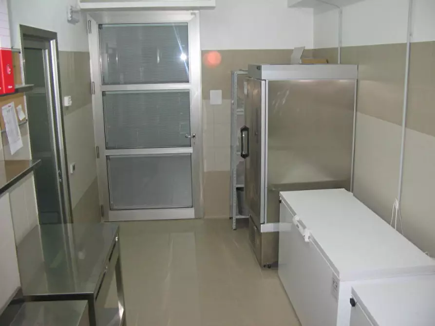 Immagine 2 di Laboratorio in affitto  in VIA MONTEVERDI a Firenze