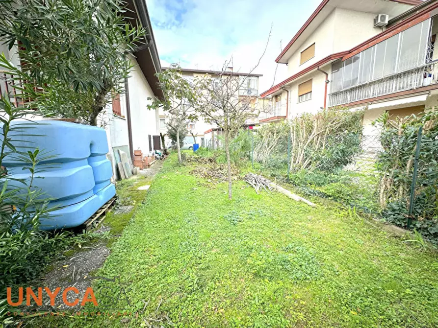 Immagine 24 di Villa in vendita  a Abano Terme