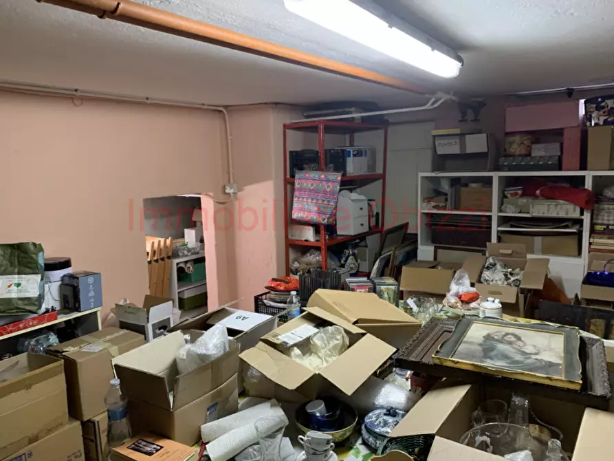 Immagine 5 di Negozio in vendita  in via palme a Padova