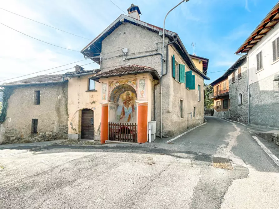 Immagine 23 di Villetta a schiera in vendita  in via vittorio Emanuelel III n. 2 a Gignese