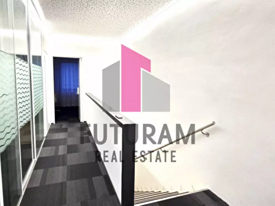 Immagine 12 di Capannone industriale in vendita  in via pitagora a Rubano