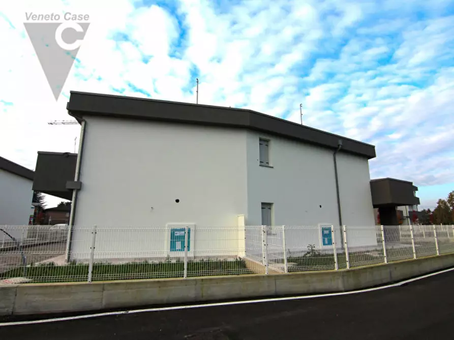 Immagine 5 di Casa bifamiliare in vendita  a Sant'angelo Di Piove Di Sacco