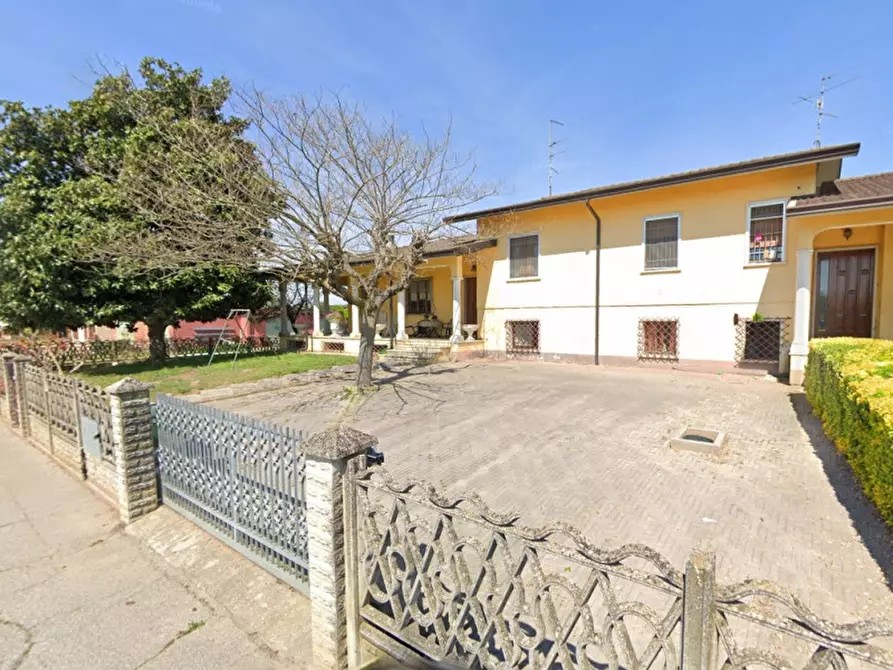 Immagine 1 di Casa bifamiliare in vendita  in VIA CAMPAGNA 25 a Isola Della Scala