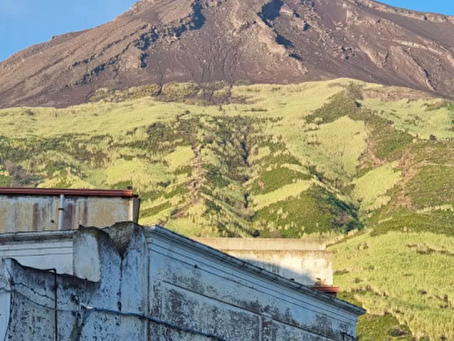 Immagine 44 di Negozio in vendita  in VIA ROMA, SNC a Lipari