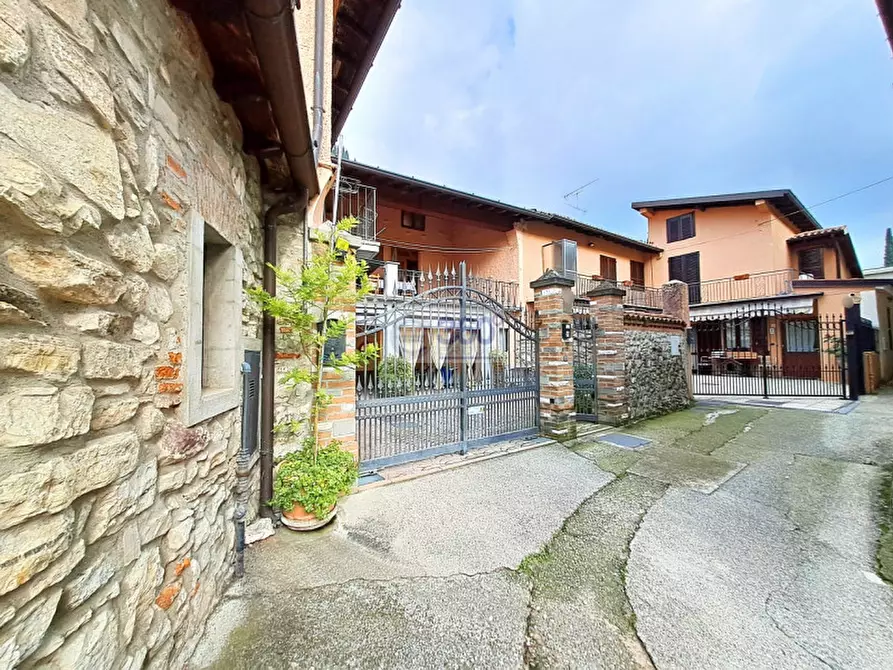 Immagine 4 di Casa indipendente in vendita  in Via Cavour a Provaglio D'iseo