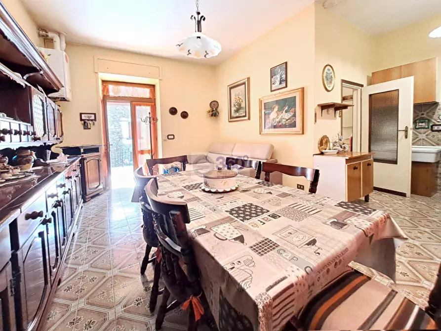 Immagine 9 di Casa indipendente in vendita  in Via Cavour a Provaglio D'iseo