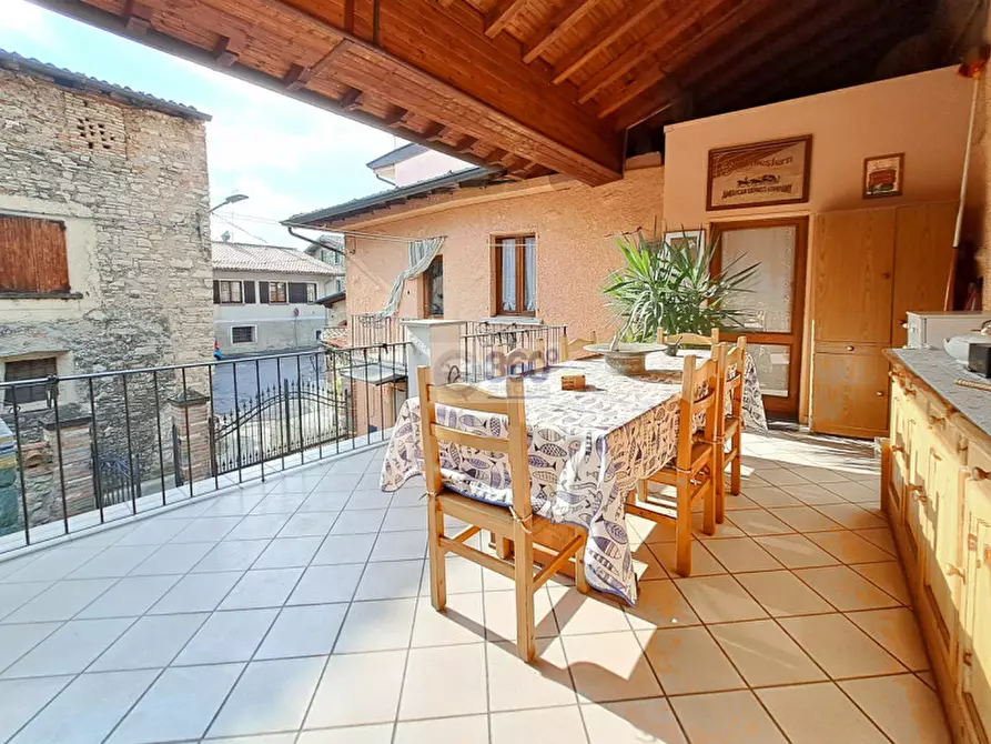 Immagine 12 di Casa indipendente in vendita  in Via Cavour a Provaglio D'iseo