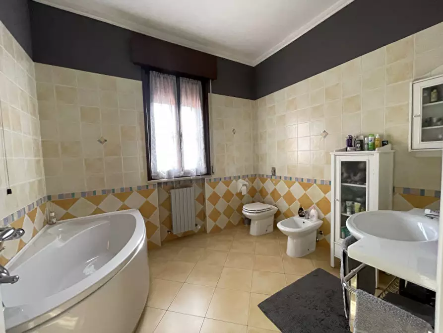 Immagine 40 di Casa indipendente in vendita  a Suzzara