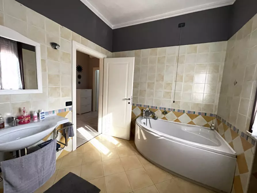 Immagine 41 di Casa indipendente in vendita  a Suzzara