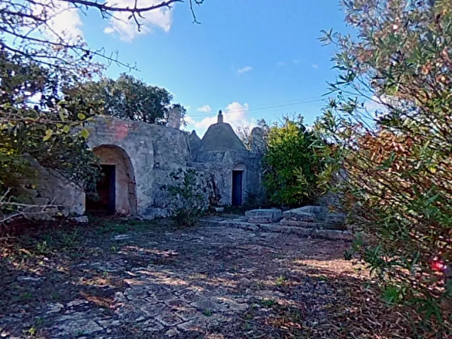 Immagine 27 di Rustico / casale in vendita  a Ostuni