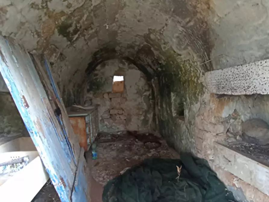 Immagine 33 di Rustico / casale in vendita  a Ostuni