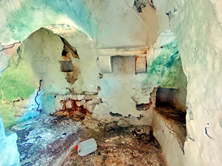 Immagine 35 di Rustico / casale in vendita  a Ostuni