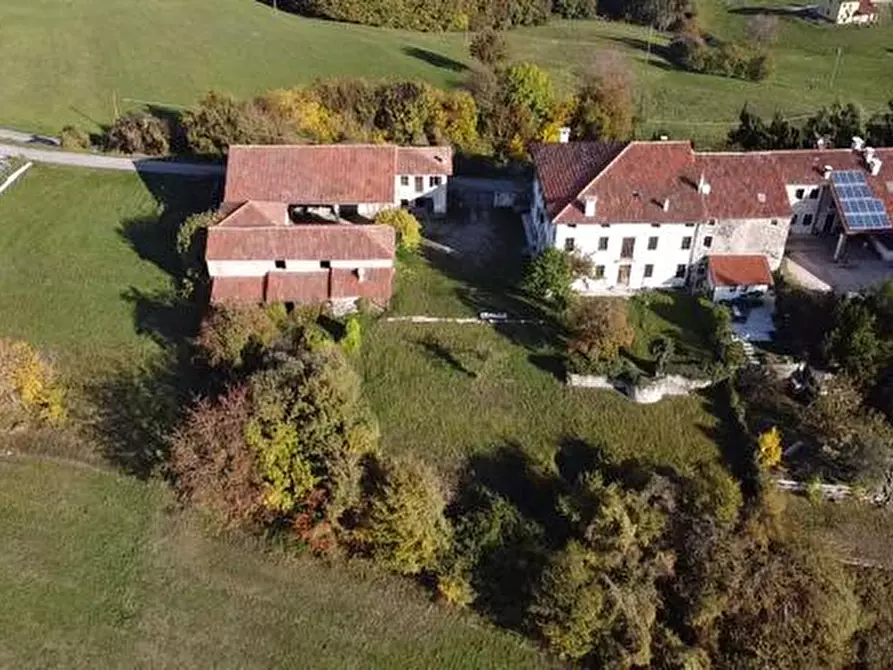 Immagine 2 di Rustico / casale in vendita  a Brogliano