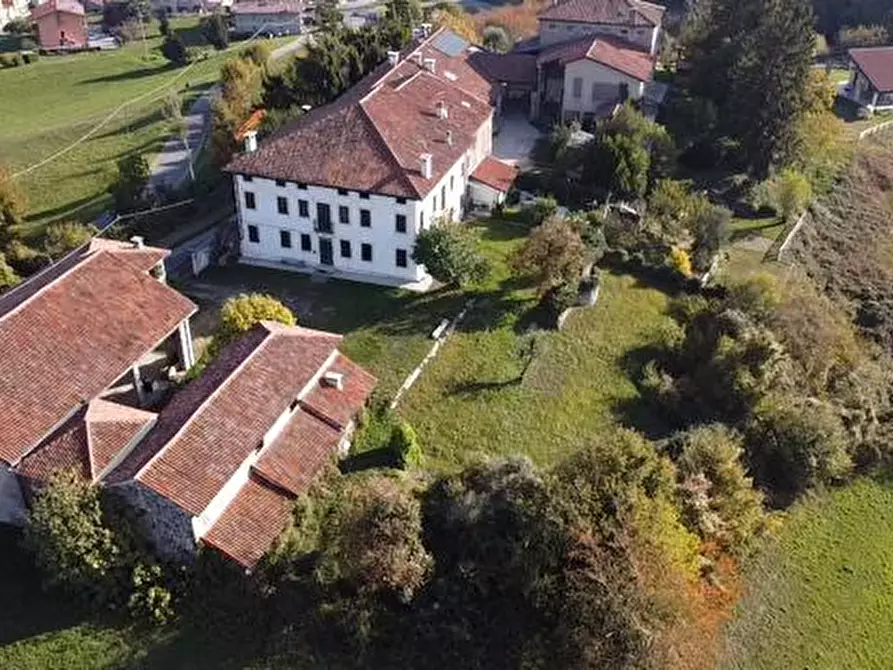 Immagine 8 di Rustico / casale in vendita  a Brogliano