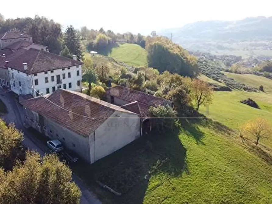 Immagine 10 di Rustico / casale in vendita  a Brogliano