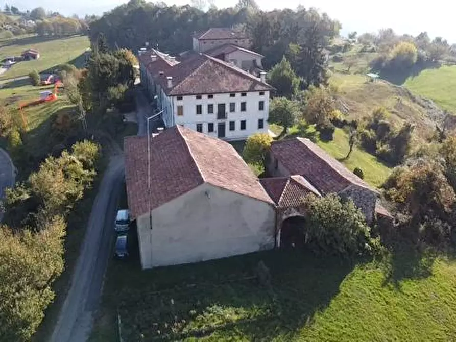 Immagine 17 di Rustico / casale in vendita  a Brogliano