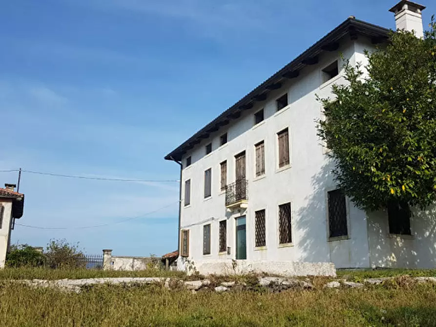 Immagine 19 di Rustico / casale in vendita  a Brogliano