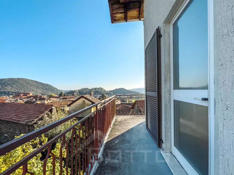 Immagine 19 di Casa bifamiliare in vendita  in via mottarone, 9 a Armeno