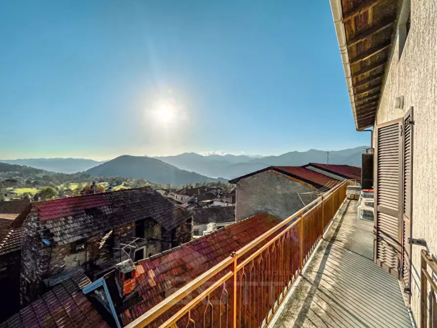 Immagine 21 di Casa bifamiliare in vendita  in via mottarone, 9 a Armeno