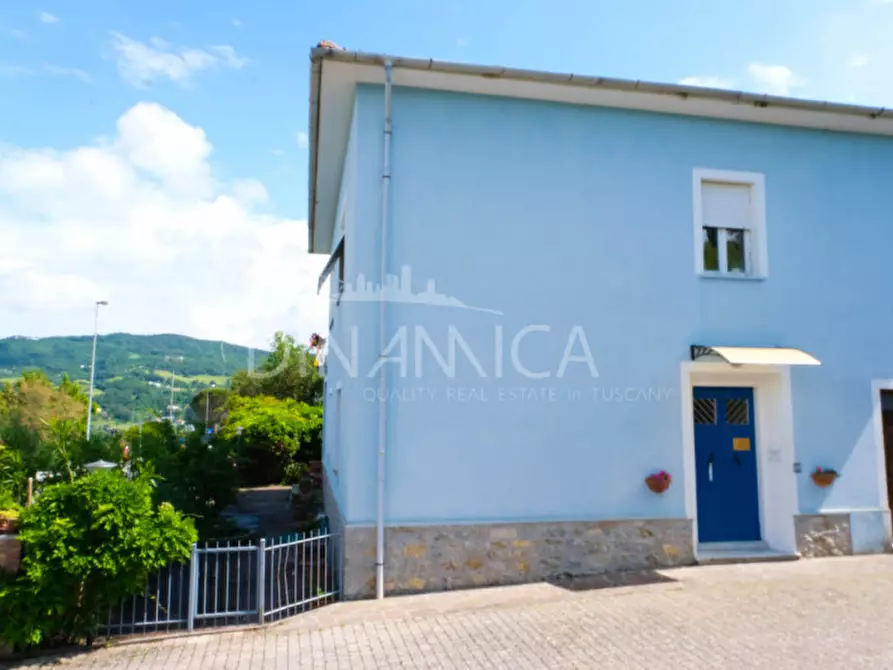 Immagine 4 di Villa in vendita  a Pomarance