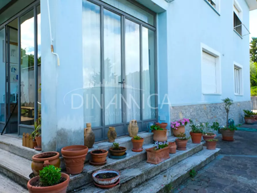 Immagine 8 di Villa in vendita  a Pomarance