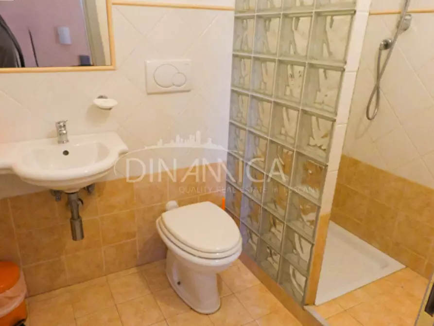 Immagine 17 di Villa in vendita  a Pomarance