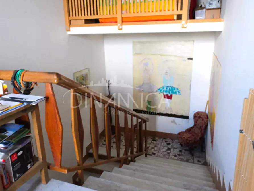 Immagine 25 di Villa in vendita  a Pomarance