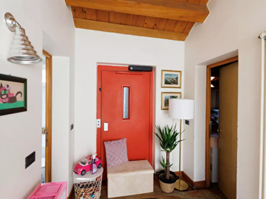 Immagine 12 di Palazzo in vendita  in VIA MONACHE a Este