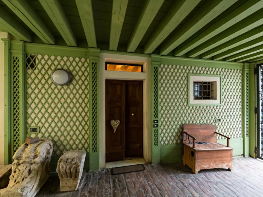 Immagine 18 di Palazzo in vendita  in VIA MONACHE a Este