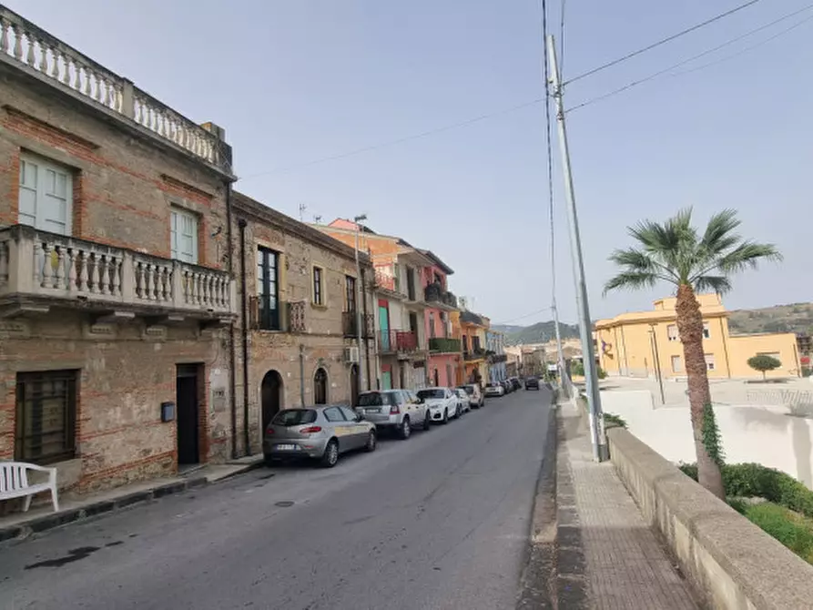 Immagine 1 di Casa indipendente in vendita  in CORSO PRINCIPE UMBERTO I a Mazzarra' Sant'andrea