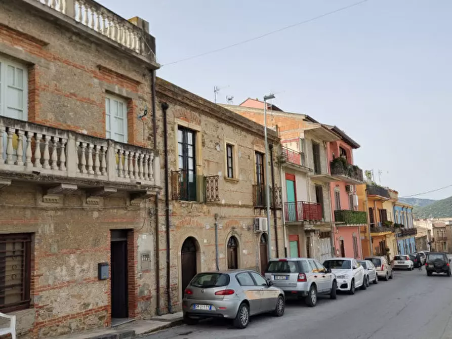 Immagine 18 di Casa indipendente in vendita  in CORSO PRINCIPE UMBERTO I a Mazzarrà Sant'andrea
